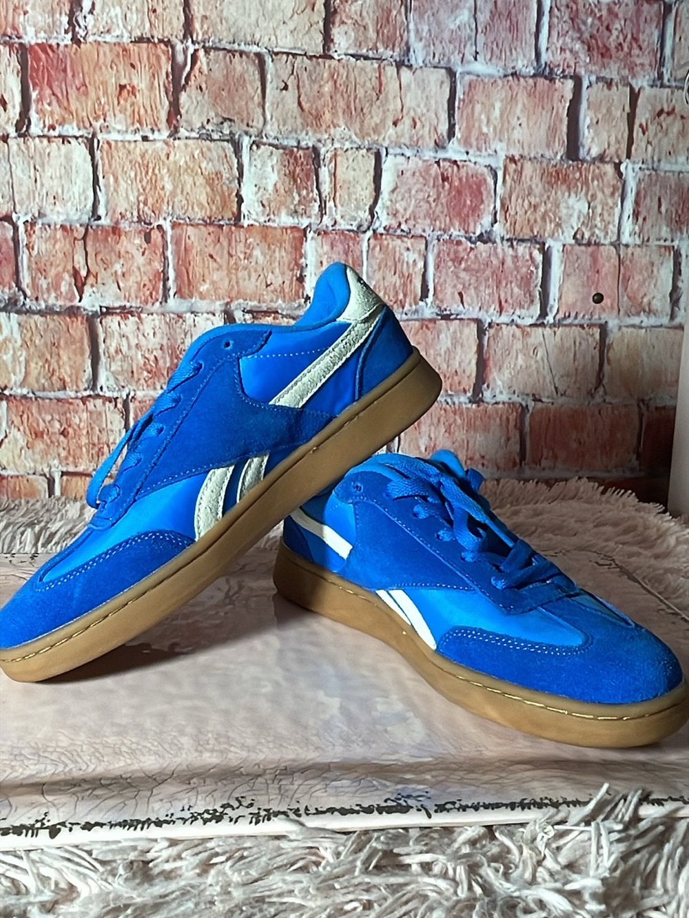 Reebok Men's Blue Suede Sneakers with Gum Sole